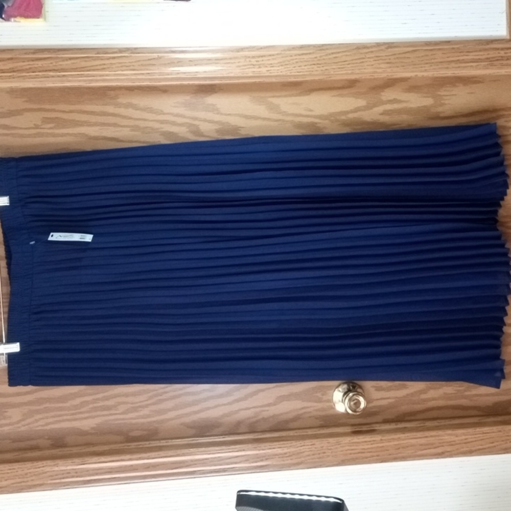 NY Collections, Office, Church, Professional, Special Occasion, according pleats - Picture 4 of 6